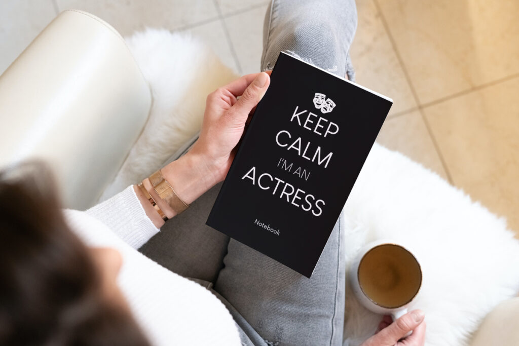 Keep calm I'm an Actress : Positive Quote Notebook, Journal and Diary Wide Ruled College Lined Composition Notebook - Positivity diary -100 pages - 6x9 inch (English edition) keep calm notebook is a Positivity Journal. This Motivational quote lined notebook is perfect for anyone to record ideas, or to use for writing and note-taking, or for those who want to write down their everyday goals, thoughts that come to mind, or just reminders. This book was created for people who feel stuck. For people who want to live a more positive life. Boost Your Mood. Train Your Mind. Change Your Life. We spend so much time on our digital devices, it’s important that we also maintain a daily habit of physically writing out our thoughts, feelings, intentions, reflections, goals, and wins. Immediately, you will see it’s easy to change your life when you do small things consistently. This happiness journal has been called "Keep calm I'm an Actress". I created this journal for change. I created this journal for happiness. I created this journal for mental health based on how I have seen our community change lives with the Power of Positivity, which continues to serve its community of over 50 million with uplifting content and transformative tools. Don’t let negativity, stress, self-doubt, and procrastination and everything else you encounter before happiness get in the way of your best life. Happiness is only a few daily habits away with the self-help change journal many people call their personal “positivity diary”. Our Motivational quote lined notebook Notebooks Are Ideal for : Actress, Artist, Friends, Co-Workers, Family, Adults, Kids, University, Middle School, High School, Dream Journals, Creative Writing Notebooks, Organizational Material.…and more! Do you know life in an Actress? Keep calm I'm an Actress, a design was created to give you a perfect idea for your personal interest. If you are interested in Actress, then you will love this Actress design .Are you an Actress? Then LIKE us now! Keep calm I'm an Actress - More than a trend, a way of life! Actress design was on their birthday, Christmas, New Year and holidays. For fathers, mothers, grandfathers, grandmothers and friends. You are now ready and Keep Calm. Say it with a design - a fun and thoughtful way to express your love for your Actress. Actress for legend who always save the day. Keep calm I'm an Actress - Actor design was created to give you a perfect idea for your personal interest. If you are interested in Actress, then you will love this Actress design. Do you know life in an Actress? Keep calm I'm an Actress, Actress design was created to give you a perfect idea for your personal interest. If you are interested in Theatre and cinema, then you will love this Actress design on their birthday, Christmas, New Year and holidays. For fathers, mothers, grandfathers, grandmothers and friends. You are now ready and Keep Calm. Are you an Actress? Then LIKE us now!
