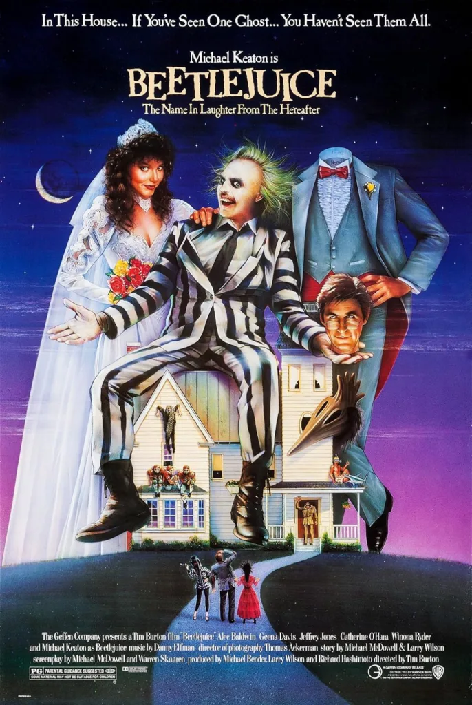 Beetlejuice: La locura de lo macabro hecha diversión. "Beetlejuice" es una explosión de imaginación que desafía las normas de lo macabro y lo convierte en una experiencia visualmente envolvente y divertidamente siniestra. Tim Burton, en su esencia más pura, nos entrega una película que juega con la muerte y lo sobrenatural de una manera que no se siente pesada ni sombría, sino electrizante y caricaturesca.